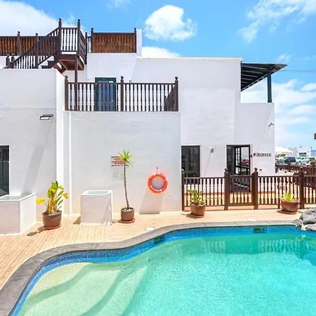 Lanzahost Mimosa * Punta Mujeres