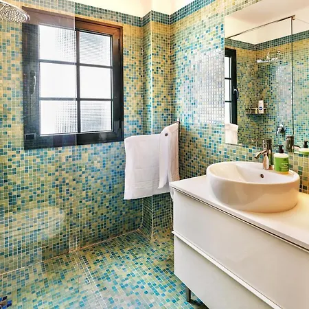 Lanzahost Mimosa Hébergement de vacances